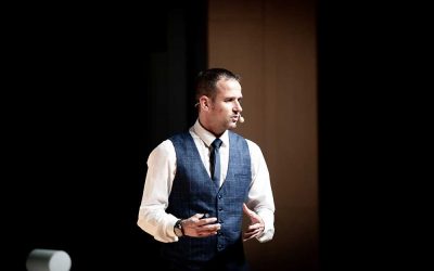 Conferencia sobre Motivación de equipos alto rendimiento